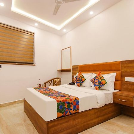 Fabhotel Ambassador Manimajra Exterior photo
