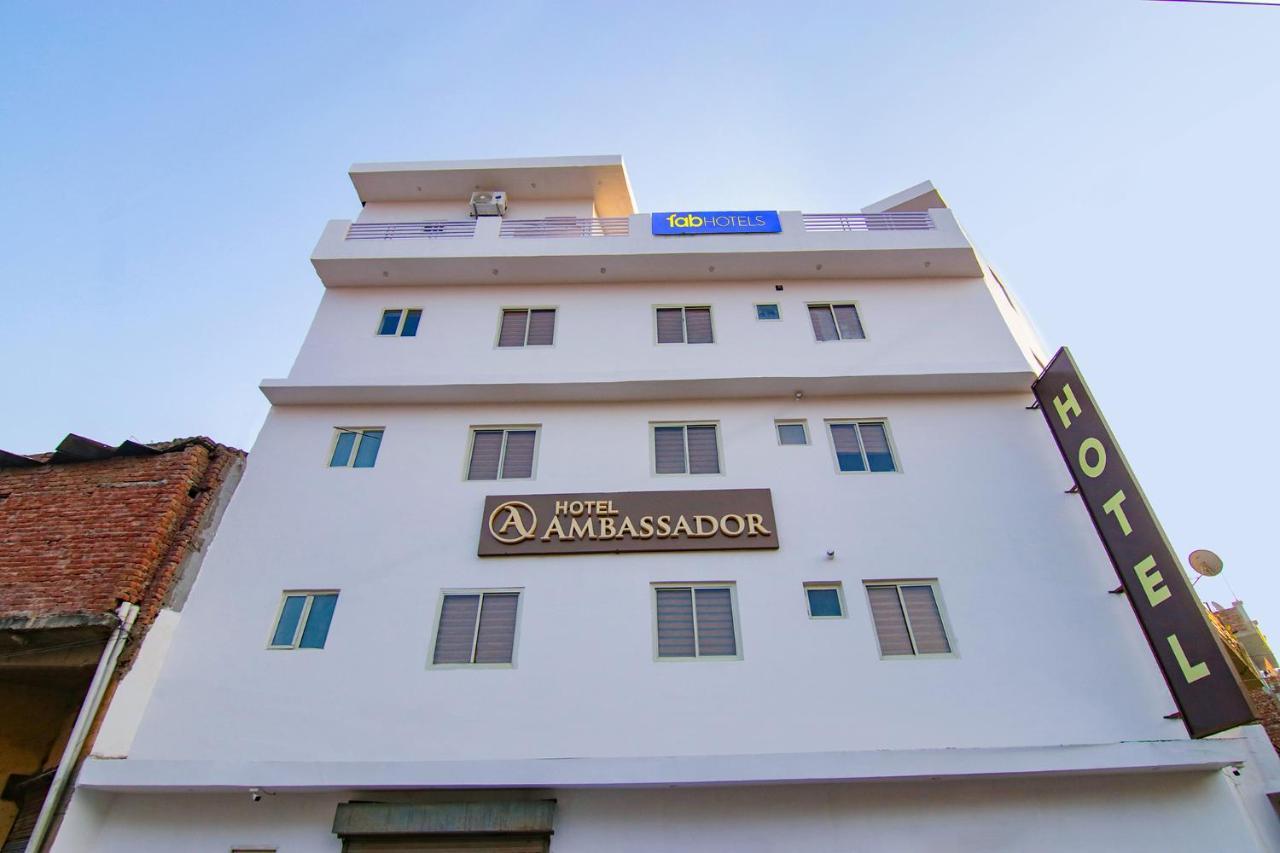 Fabhotel Ambassador Manimajra Exterior photo